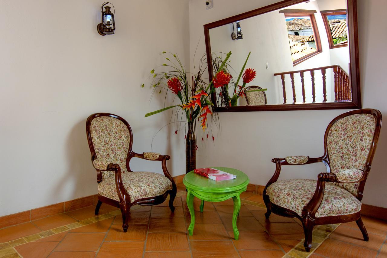 La Casa Del Arbol Hotel Boutique Villa De Leyva Exterior photo